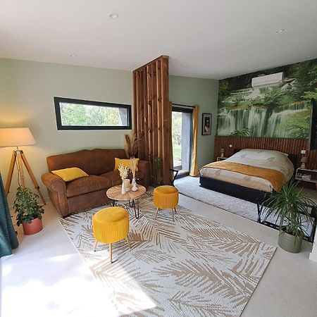 Ferienwohnung La Pinede De Venelles Exterior foto